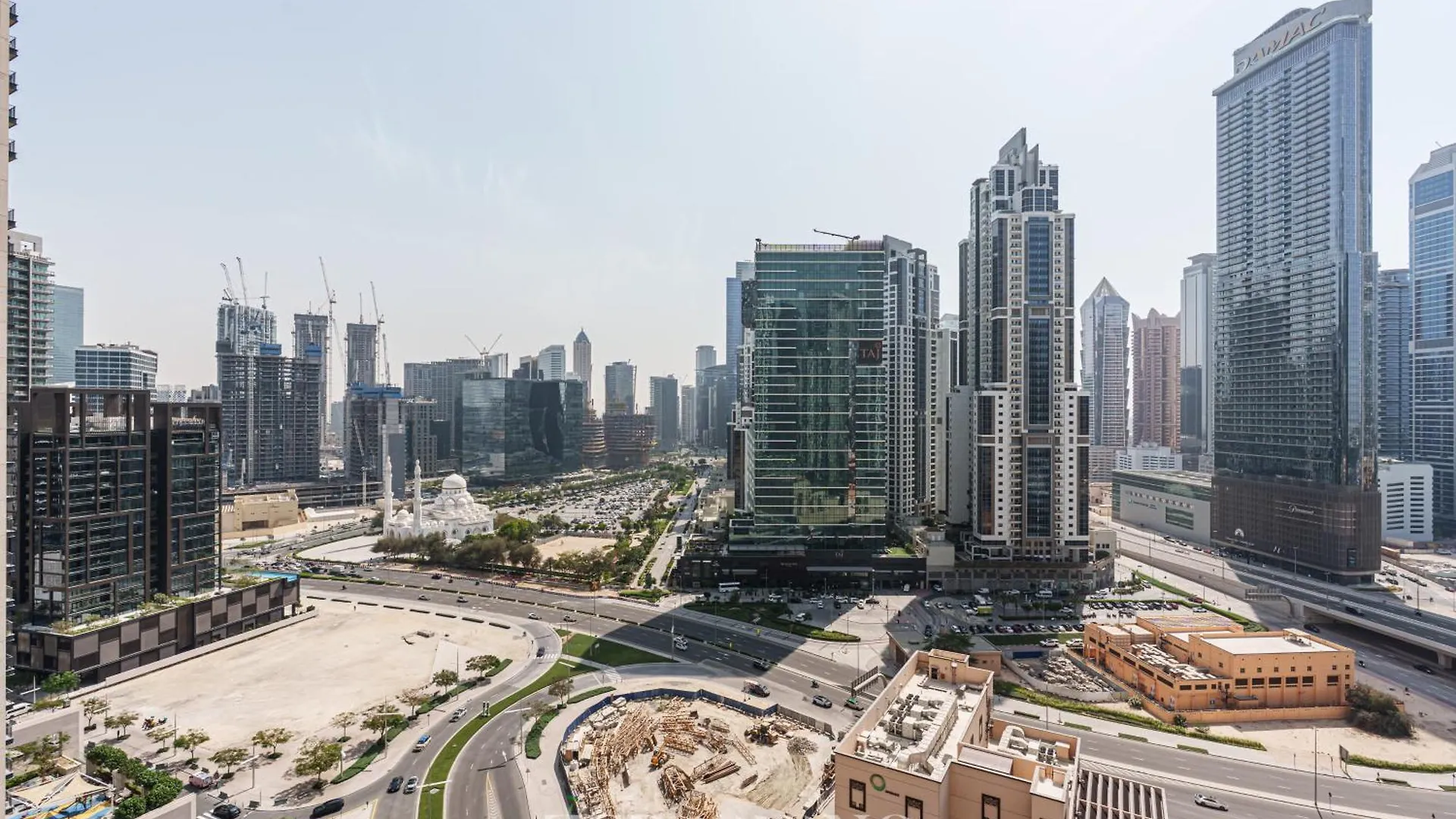 Zed Living - 2 Bedroom Next To Burj Khalifa - Burj Crown Dubai
